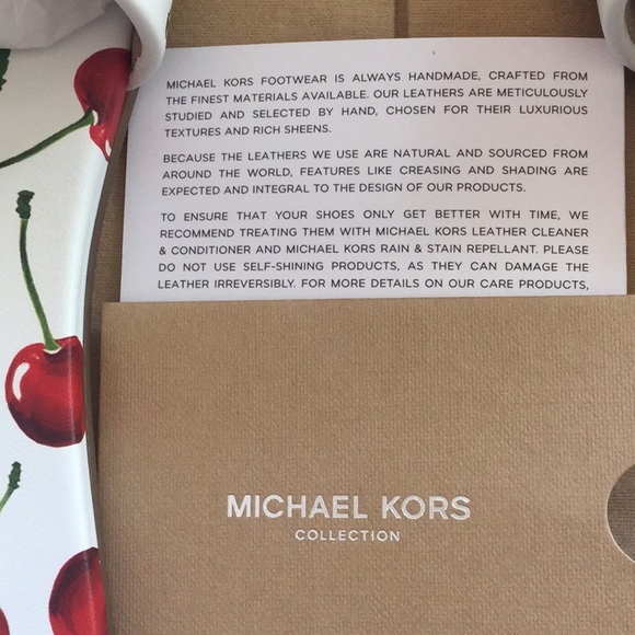 🍒MICHAEL KORS CHERRY SANDALS🍒 - Picture 12 of 16